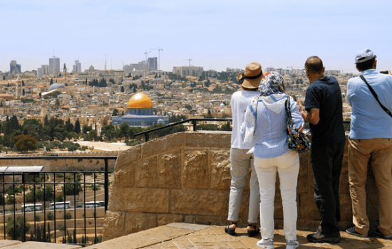 Pilgrims overlooking Jerusalem on Pilgrimage